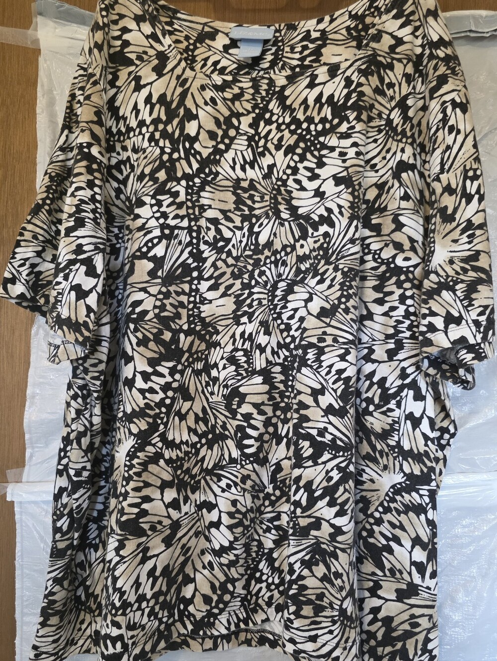 Liz & Me Butterfly Print Square Neck Short Sleeve Top Size 4X (30/32W)